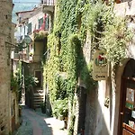 Suite-appartamento-del Dei Doria Lejlighed