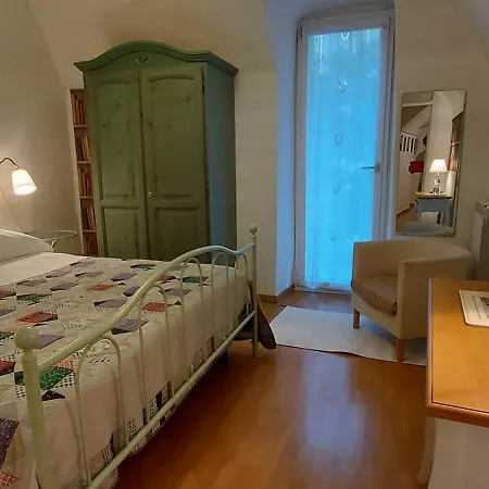 Suite-appartamento-del Dei Doria Dolceacqua