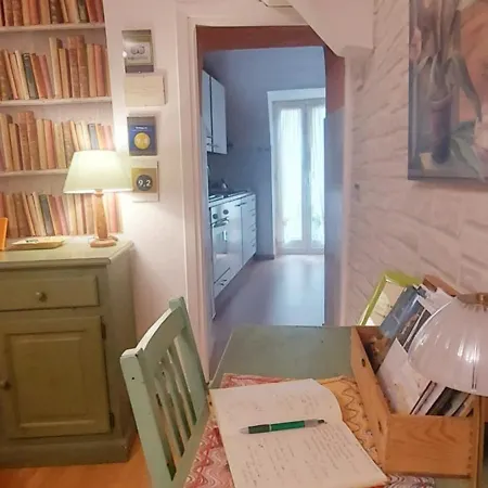 Suite-appartamento-del Dei Doria Lägenhet