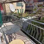 Suite-appartamento-del Dei Doria شقة