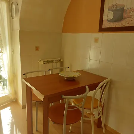 Suite-appartamento-del Dei Doria Apartamento *