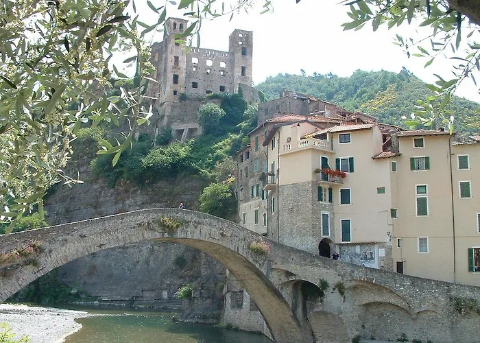 Suite-appartamento-del Dei Doria Dolceacqua